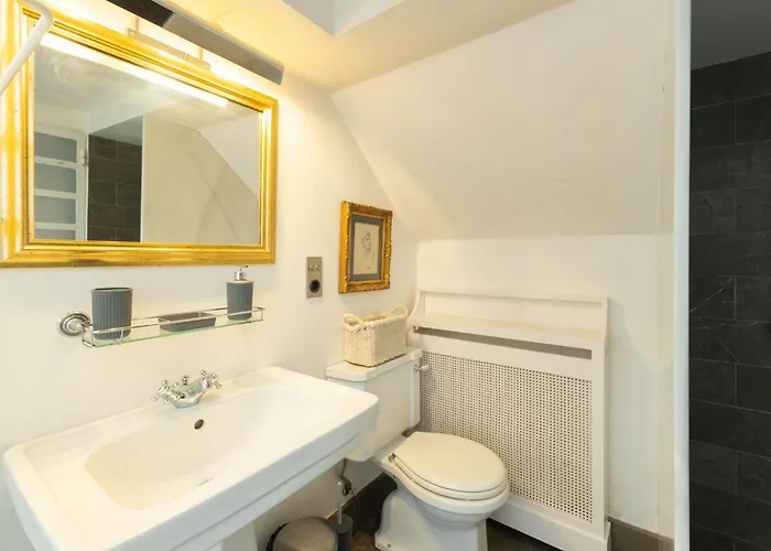 Ohliving Bécquer House *